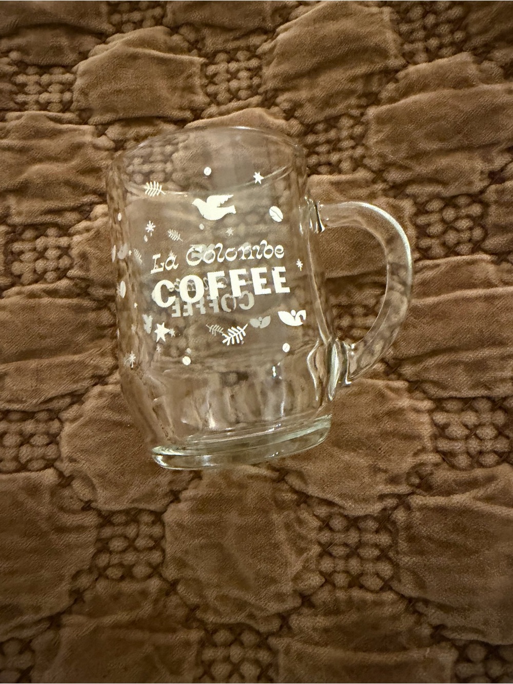 La Colombe Glass Mug with Festive Print